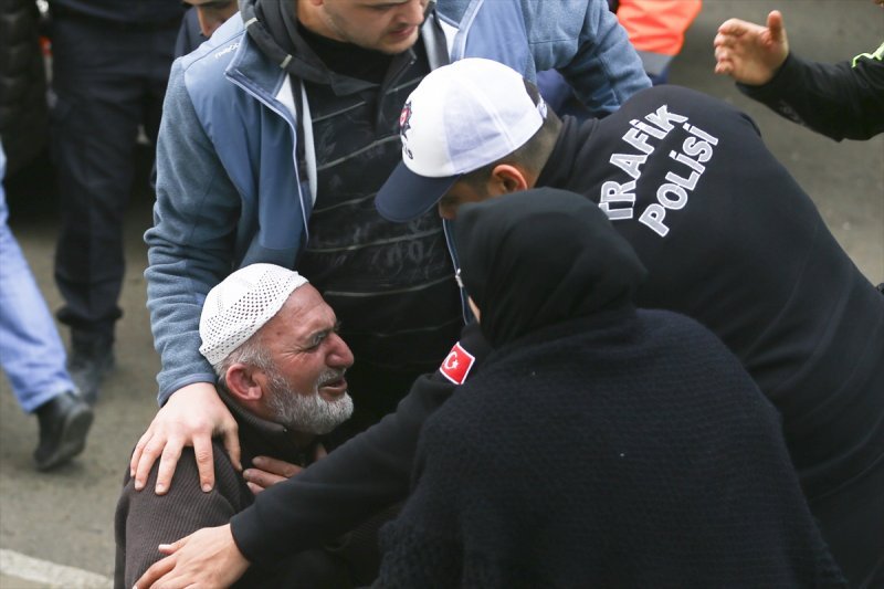 Kartal'da patlama sonrası 8 katlı bina çöktü