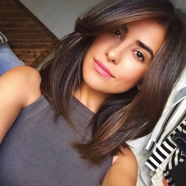 Kürt kızı Sazan Barzani