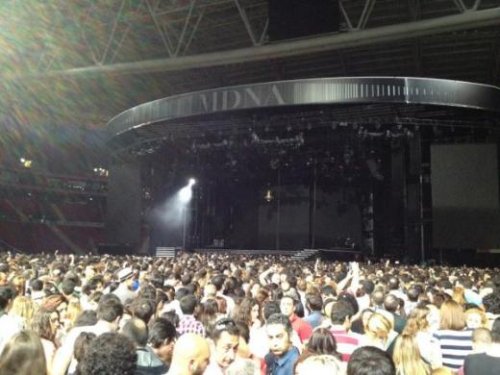 Madonna TT Arena'yı salladı