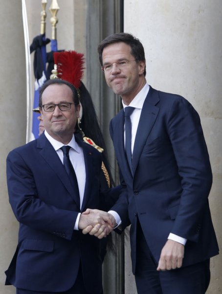 Dünya liderleri teröre karşı Paris'te