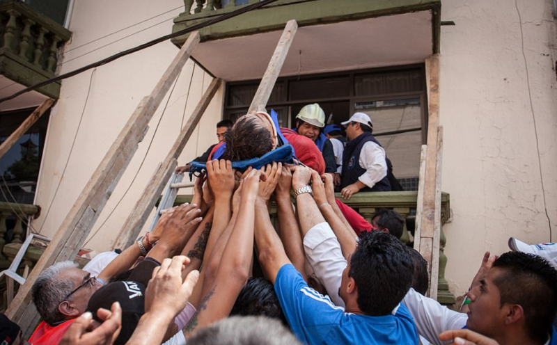 Meksika'daki depremden kareler