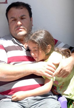 Mersinli şehidin evine ateş düştü