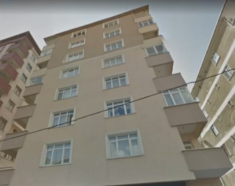 Kartal'da patlama sonrası 8 katlı bina çöktü