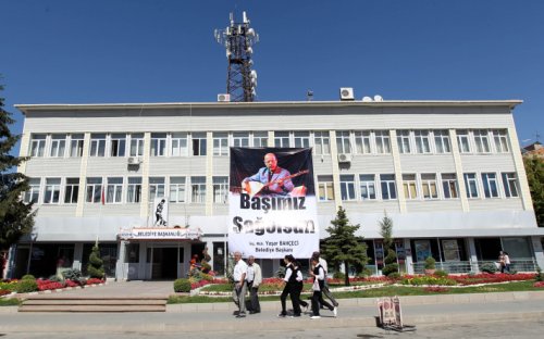 Neşet Ertaş son yolculuğuna uğurlandı