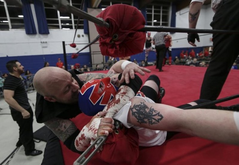 ABD'de kilisede Amerikan güreşi turnuvası