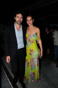 Hande Subaşı evlendi