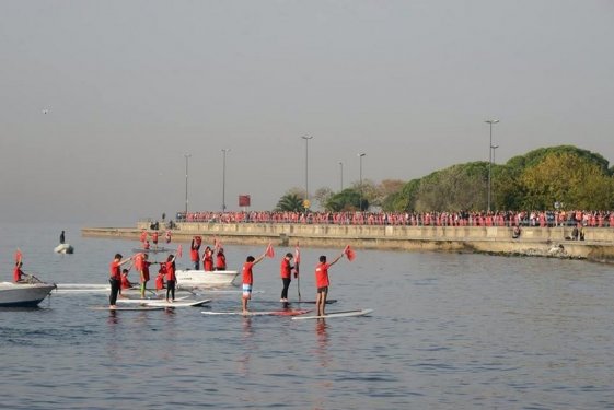 Saat 9'u 5 geçe Türkiye'de hayat durdu