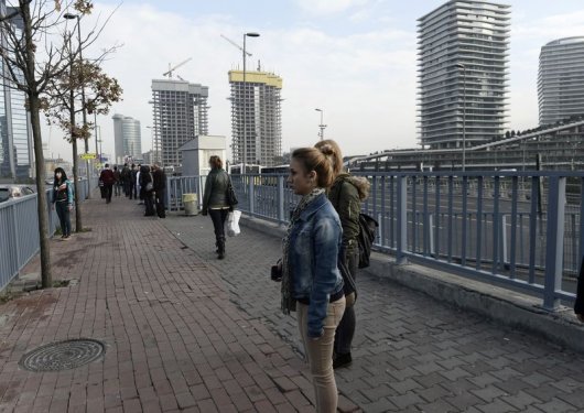 Saat 9'u 5 geçe Türkiye'de hayat durdu