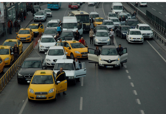 Saat 9'u 5 geçe Türkiye'de hayat durdu