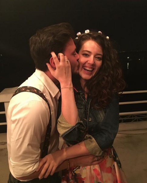 Pelin Akil ikizler için gün sayıyor