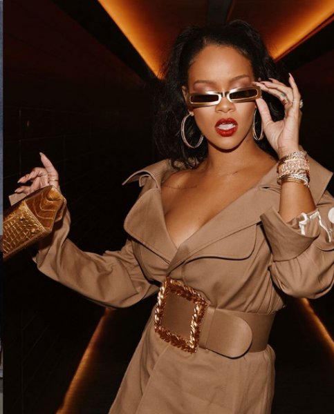 Rihanna'nın parti tarzı