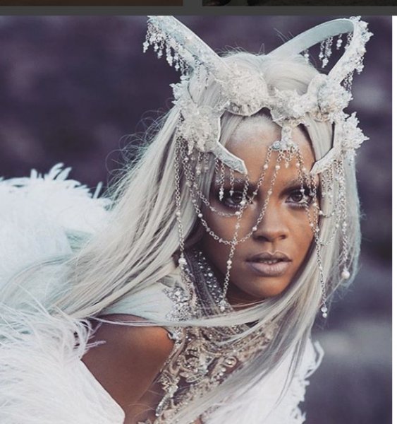 Rihanna'ya Barbados hükümetinden görev