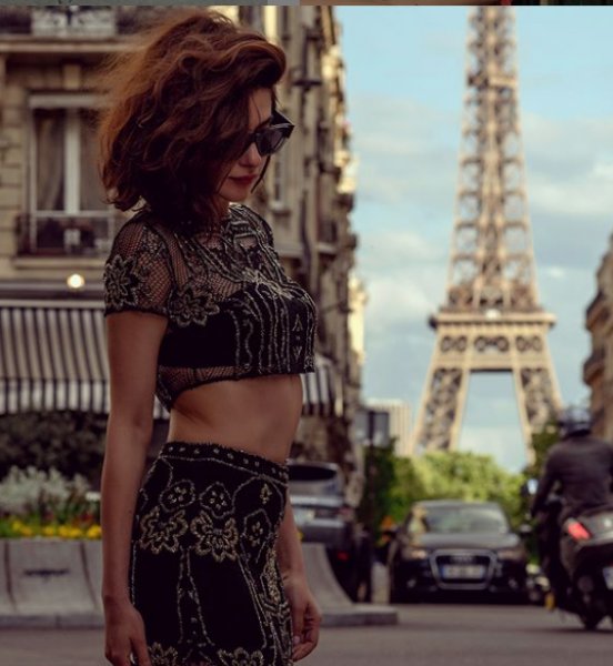 Nesrin Cavadzade: Sete taş gibi gidiyorum