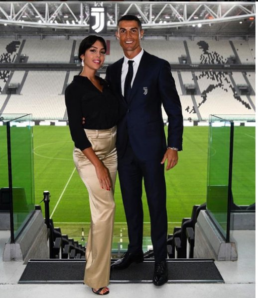 Ronaldo kızının yeni yaşını kutladı