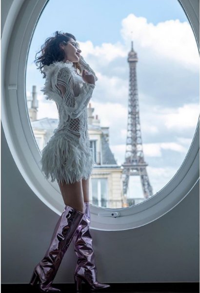 Nesrin Cavadzade: Sete taş gibi gidiyorum