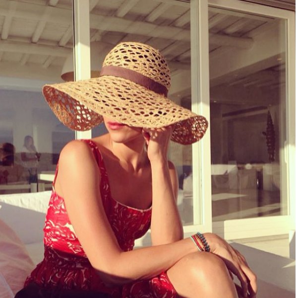 Cansu Dere aradığı evi buldu  