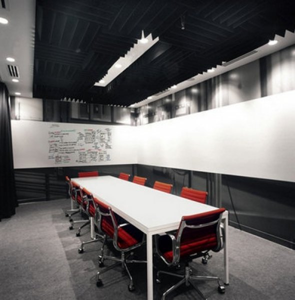 Facebook'un ofisleri görüntülendi