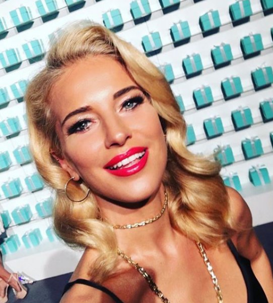 Burcu Esmersoy: O kadar da delirmedim