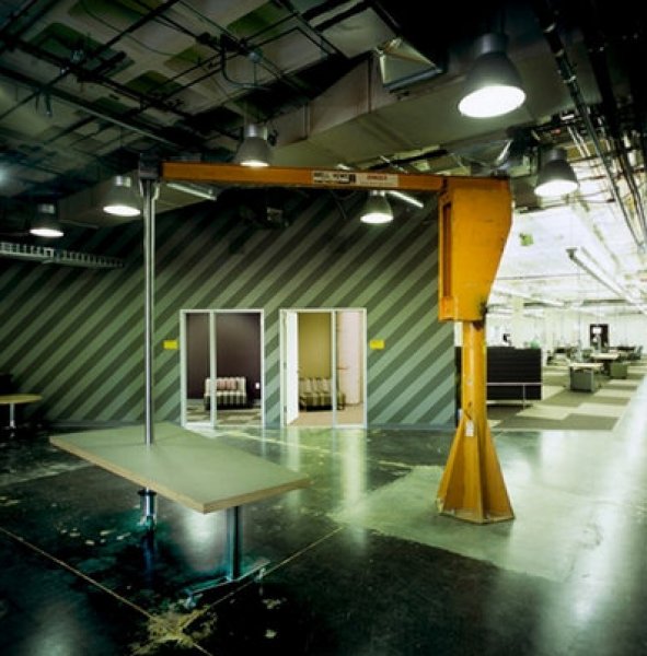 Facebook'un ofisleri görüntülendi