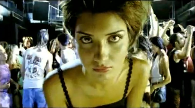 Zirveye çıkmadan önce klipte oynayan ünlüler