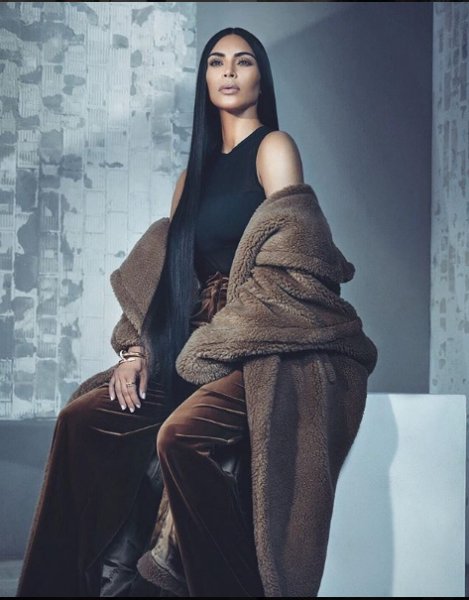 Kim Kardashian çocuklarının fotoğrafını paylaştı 