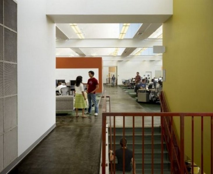 Facebook'un ofisleri görüntülendi