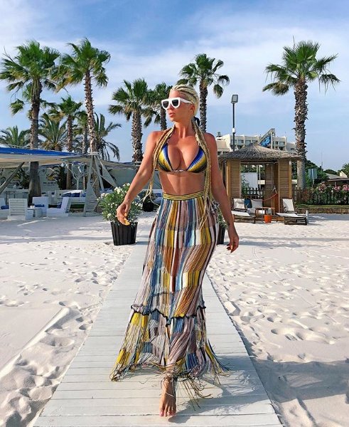 Jelena Karleusa yine nefes kesti 