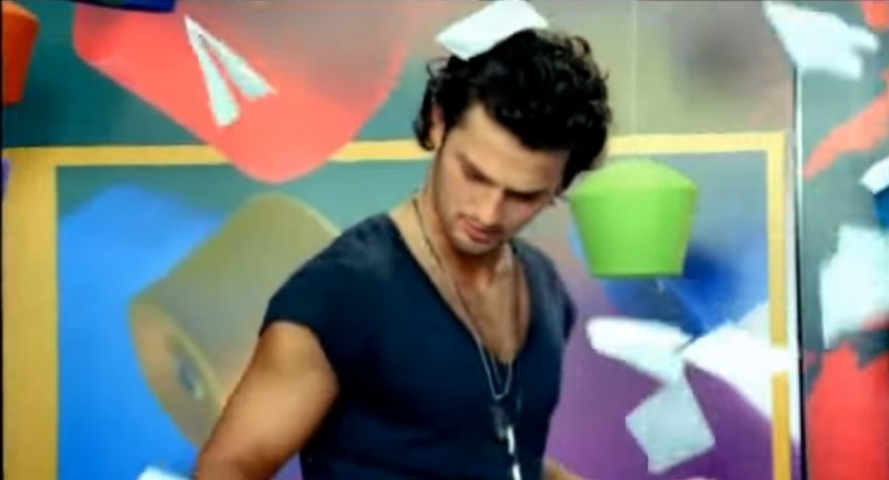 Zirveye çıkmadan önce klipte oynayan ünlüler