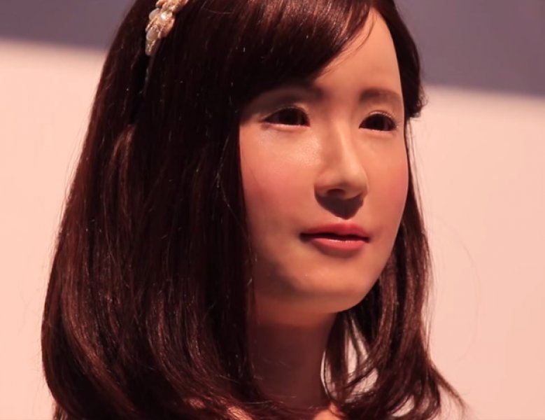 Toshiba ilk geyşa robotunu tanıttı