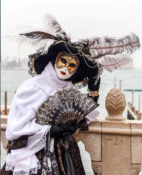 Venedik karnavalı başladı