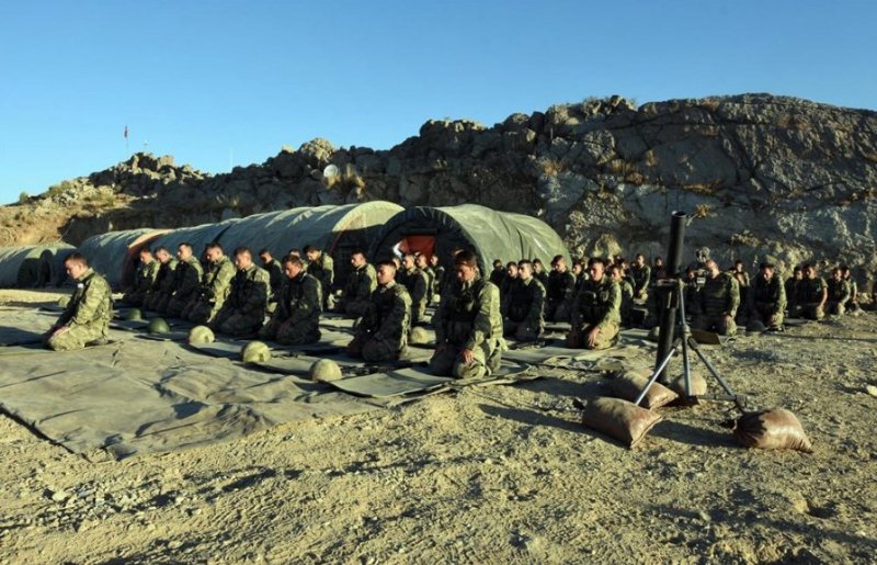 118 PKK'lının öldürüldüğü Kaletepe'de bayram namazı