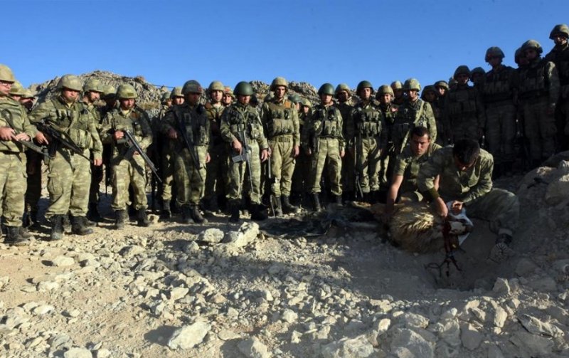 118 PKK'lının öldürüldüğü Kaletepe'de bayram namazı