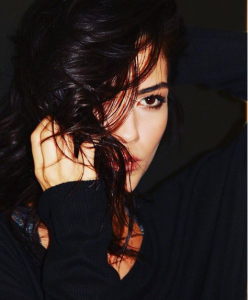 Demet Özdemir tatil özlemini dile getirdi 