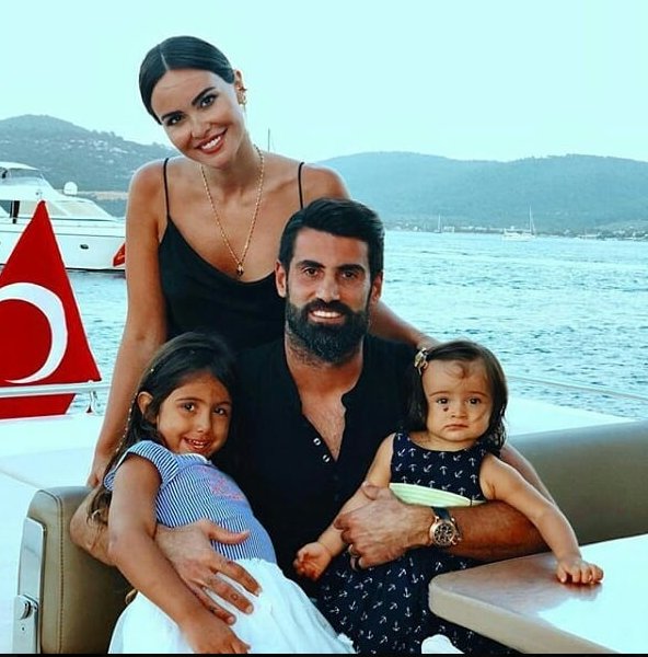 Zeynep Demirel takipçilerinin gazına geldi 