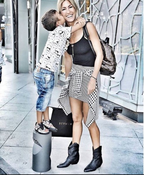 Çağla Şıkel'den oğlu Kuzey'e doğum günü kutlaması