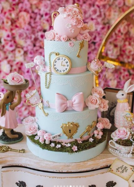 Pelin Akil'in baby shower partisi