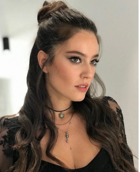 Pelin Akil ikizler için gün sayıyor