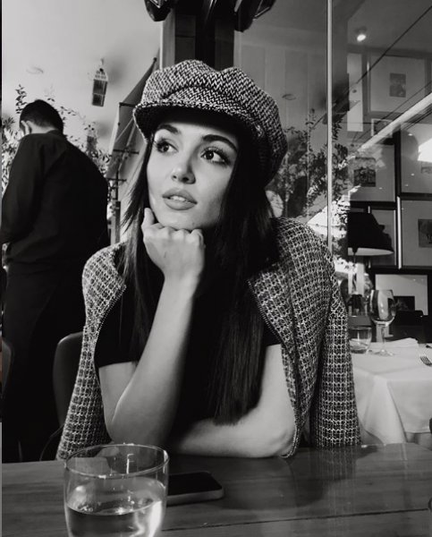 Hande Erçel menajerine ateş püskürdü