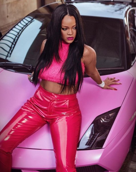 Rihanna'nın parti tarzı