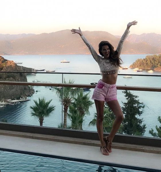 Tülin Şahin'in yeni aşkı Pedro