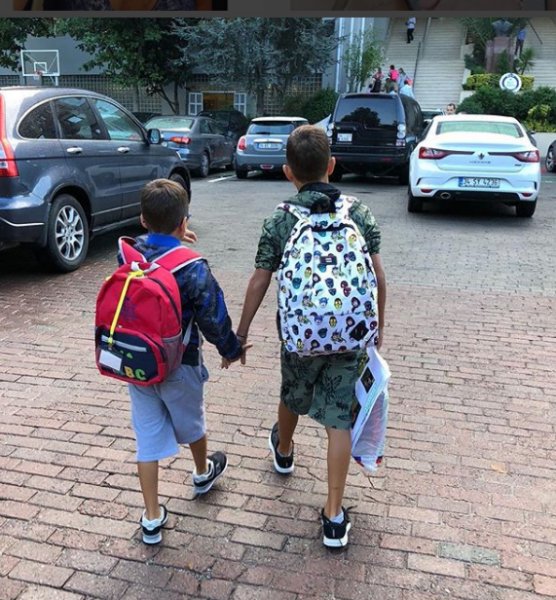 Çağla Şıkel'den oğlu Kuzey'e doğum günü kutlaması