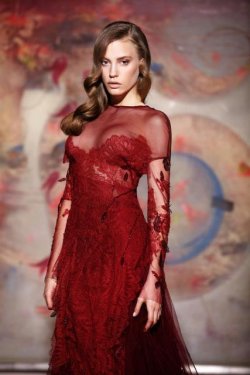 Serenay Sarıkaya imaj değiştirdi 