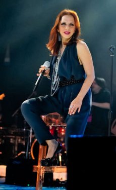 Sertab Erener 50 yaşına girdi 