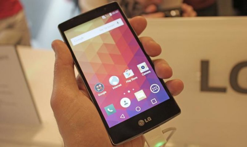 Dünya Mobil Kongresi'nde tanıtılan akıllı telefonlar