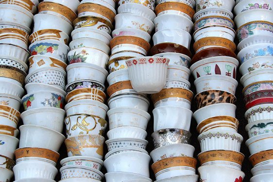 Srebrenitsa Katliamı'nın kurbanları kahveyle anılıyor