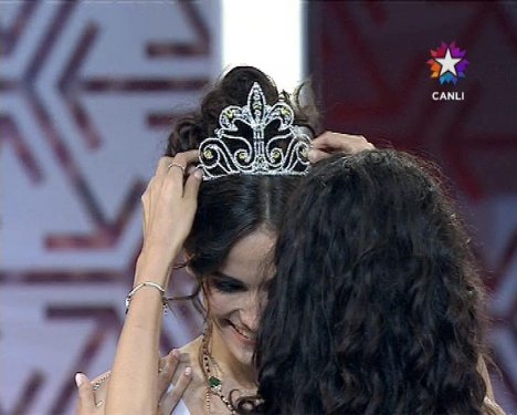 Miss Turkey 2012 güzeli Açelya Samyeli Danoğlu