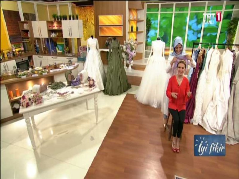 Ece Erken tesettüre girdi