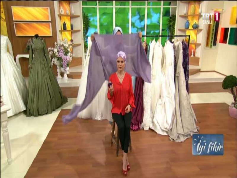 Ece Erken tesettüre girdi