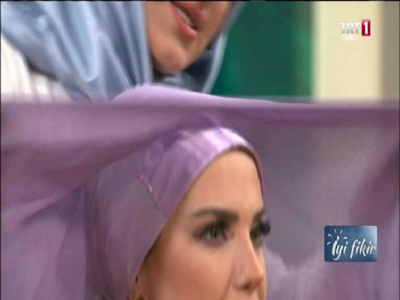 Ece Erken tesettüre girdi