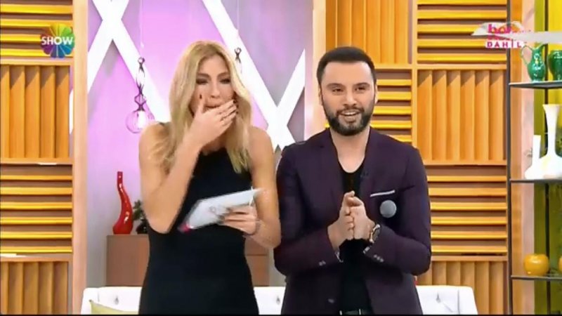 Çağla Şikel'in hapşırma krizi alay konusu oldu